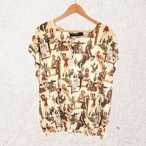 Women's Cream Graphic Top